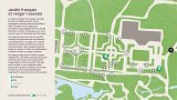 L'image présente un plan d'un jardin français et d'un verger-roseraie. On y voit divers tracés représentant des chemins, ainsi que des zones dédiées aux plantations. Le texte décrit ce jardin comme un espace paysager conçu par Albert Kahn en 1909, mettant en avant l'harmonie entre la nature et l'architecture. Il évoque aussi les saisons avec des indications pour le printemps, l'été, l'automne, et mentionne des variétés de fruits et de fleurs typiques de la culture française. Ce jardin est présenté comme un lieu d'éducation et de découverte botanique.