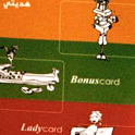 L'image représente plusieurs cartes illustrées dans un style graphique. On peut y voir des personnages dessinés dans des couleurs vives, avec des arrière-plans de différentes teintes. Les mots "Bonuscard" et "Ladycard" sont présents, suggestions de différents types de cartes, probablement liées à un programme de fidélité ou des services spécifiques. Les personnages semblent ludiques et sont entourés d'éléments évoquant le bonheur et l'amusement.